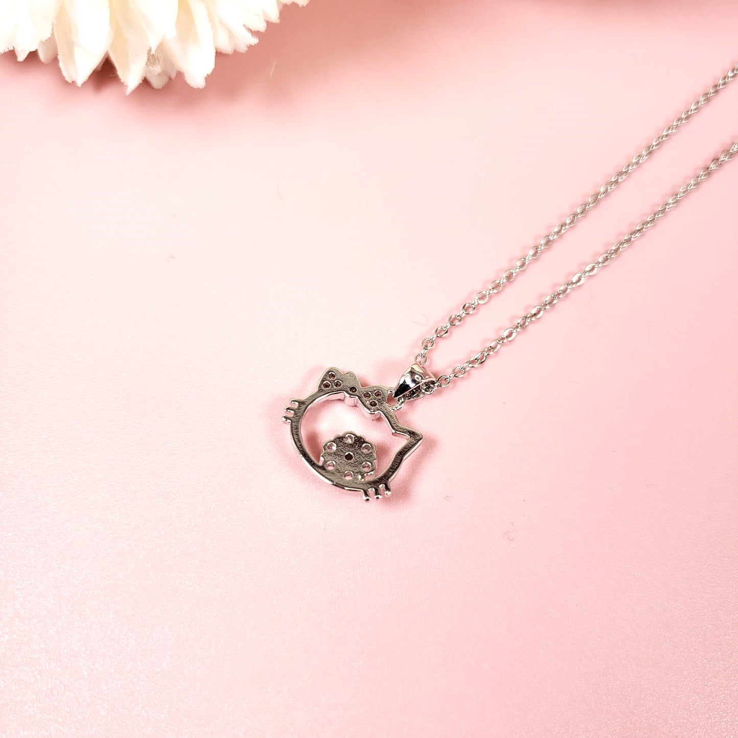 Hello Kitty Princess Necklace