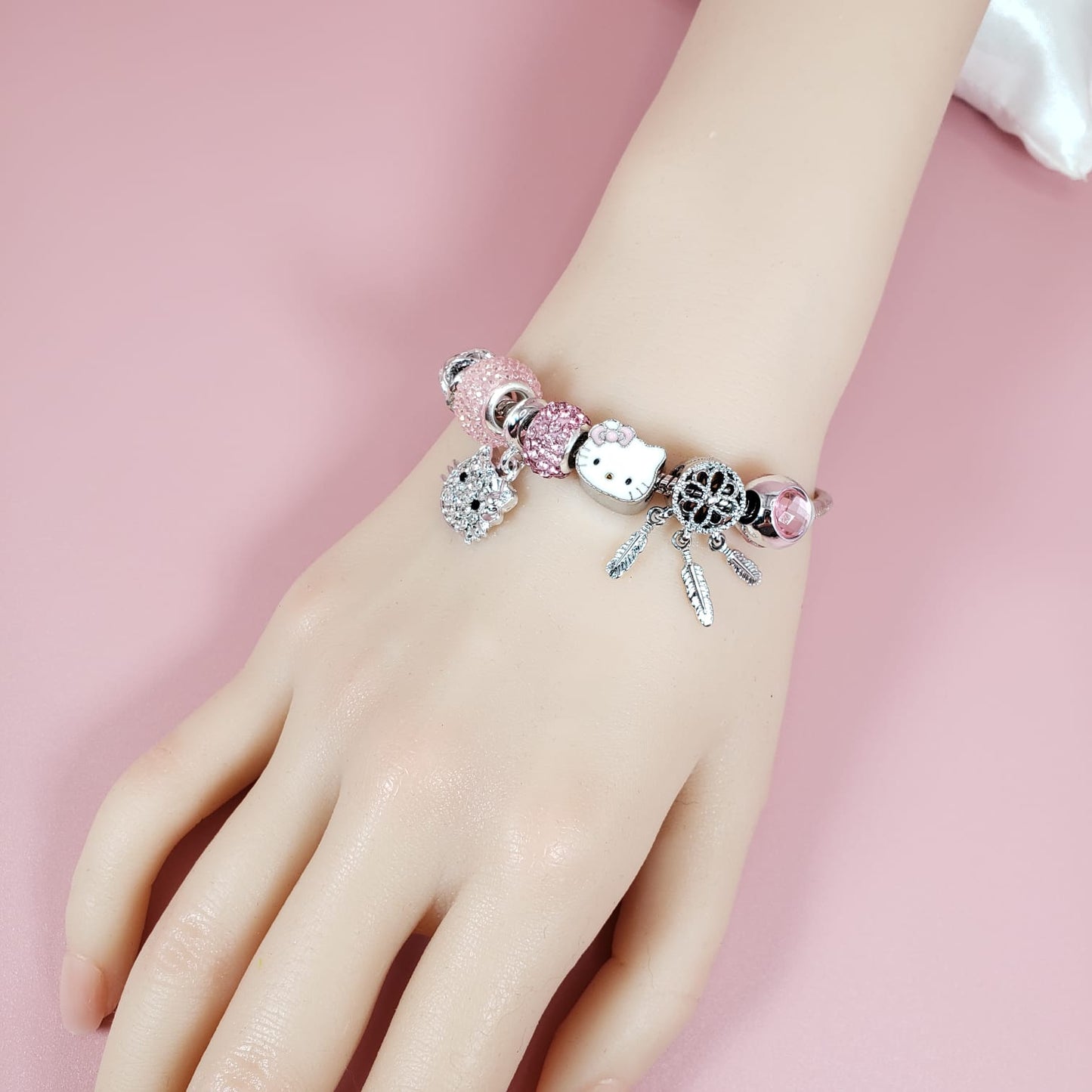 Hello Kitty Bling Bling Face Charm Bracelet