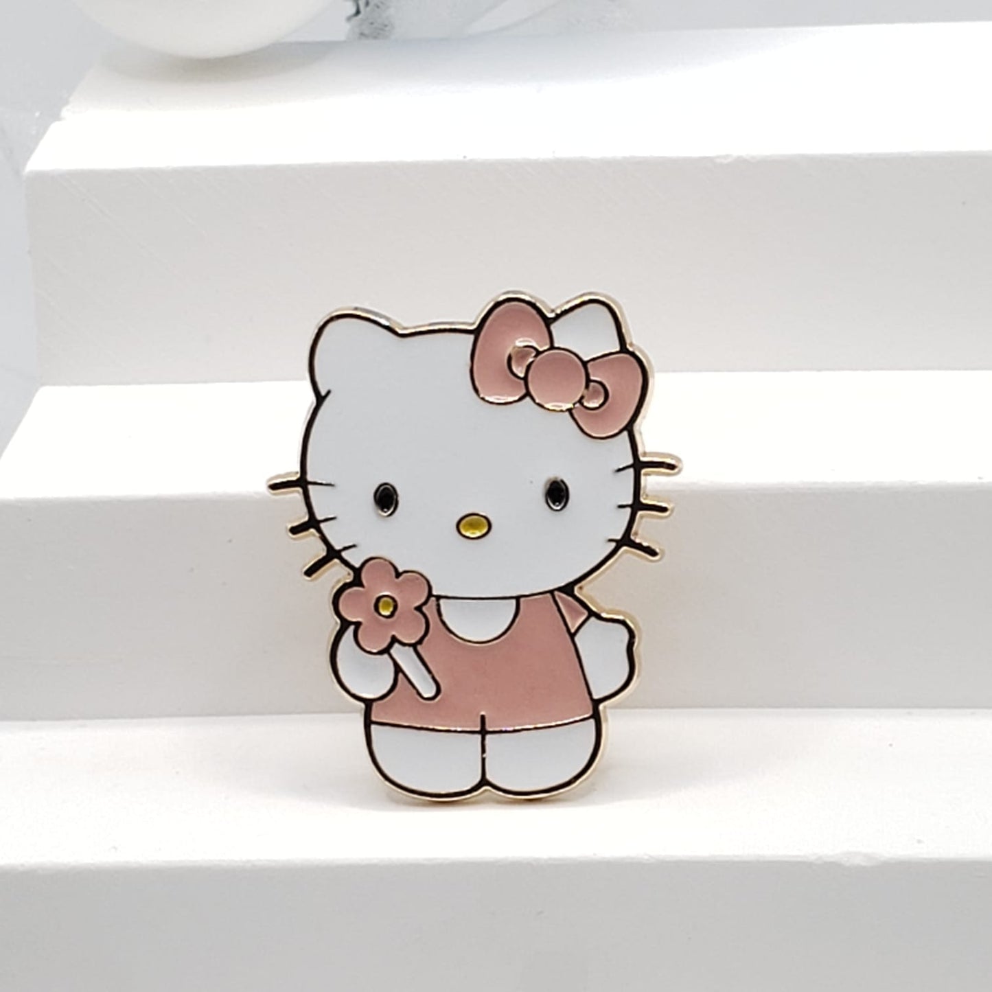 Hello Kitty Cutie Pin #4