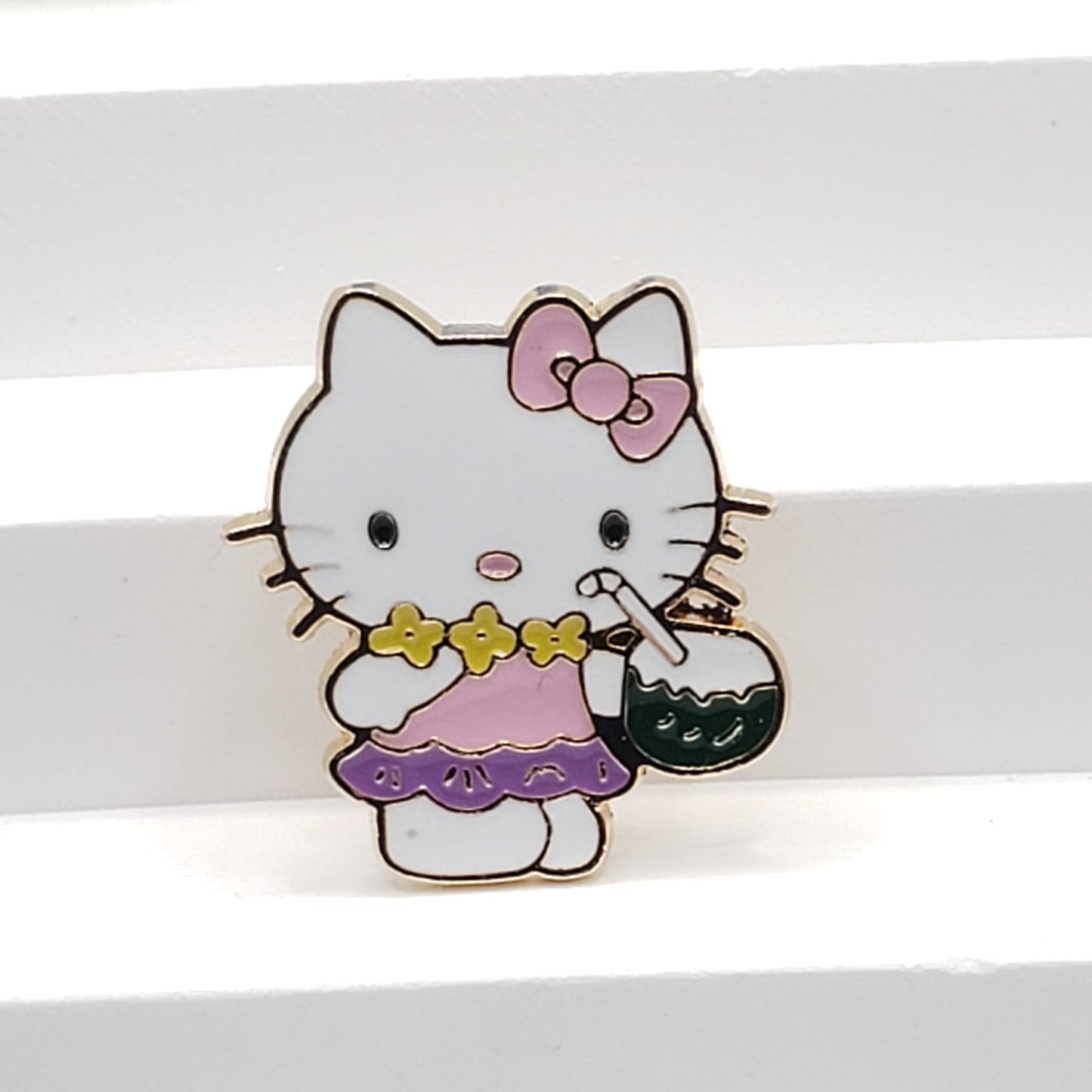 Hello Kitty Cutie Pin #2