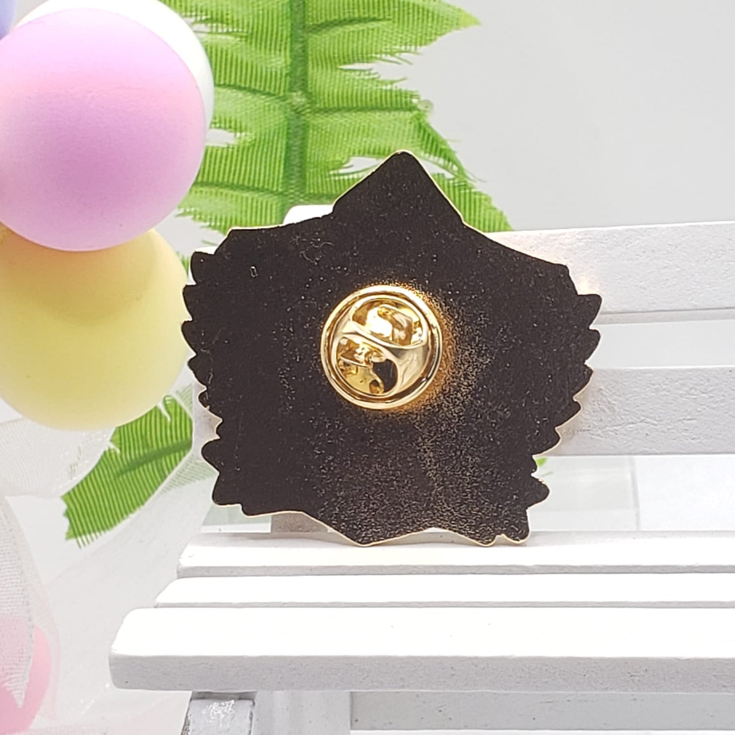 Hello Kitty School Pin