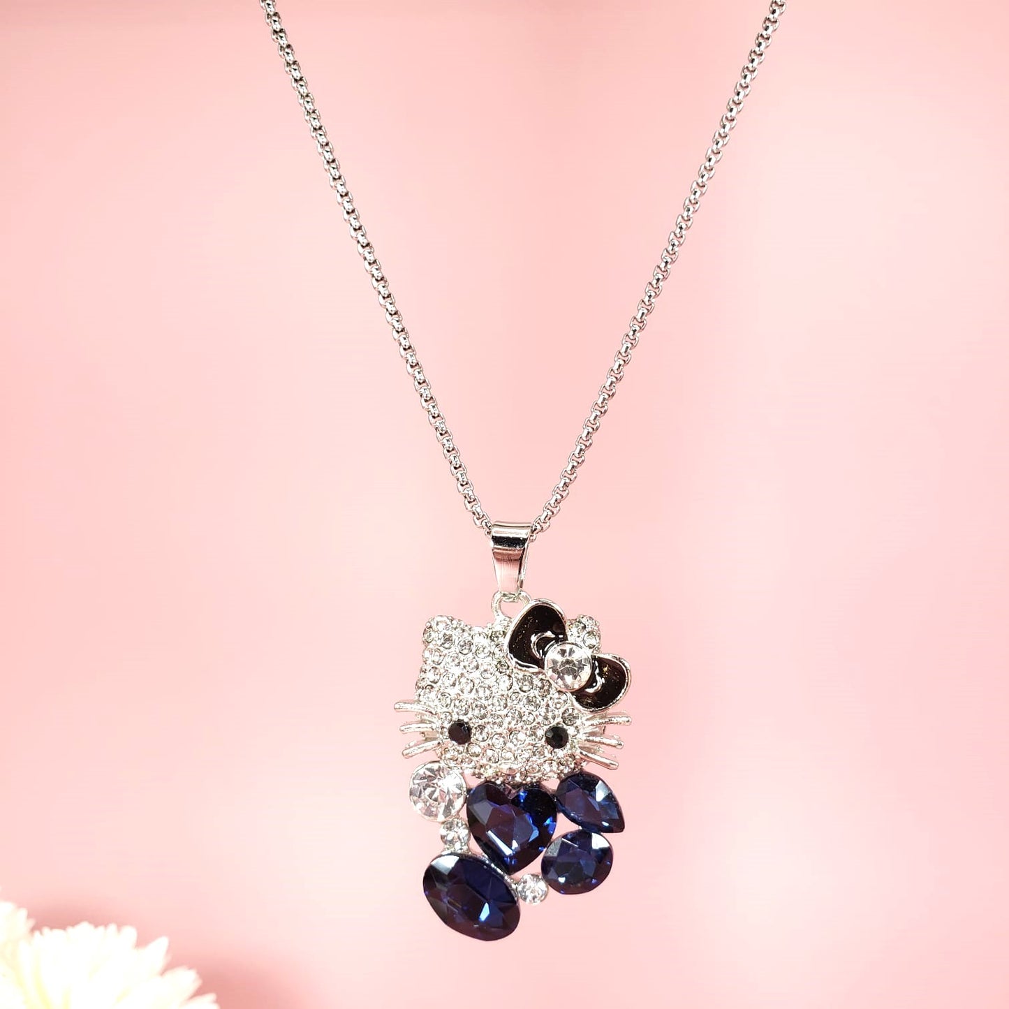 Hello Kitty Bling Bling Opera Necklace