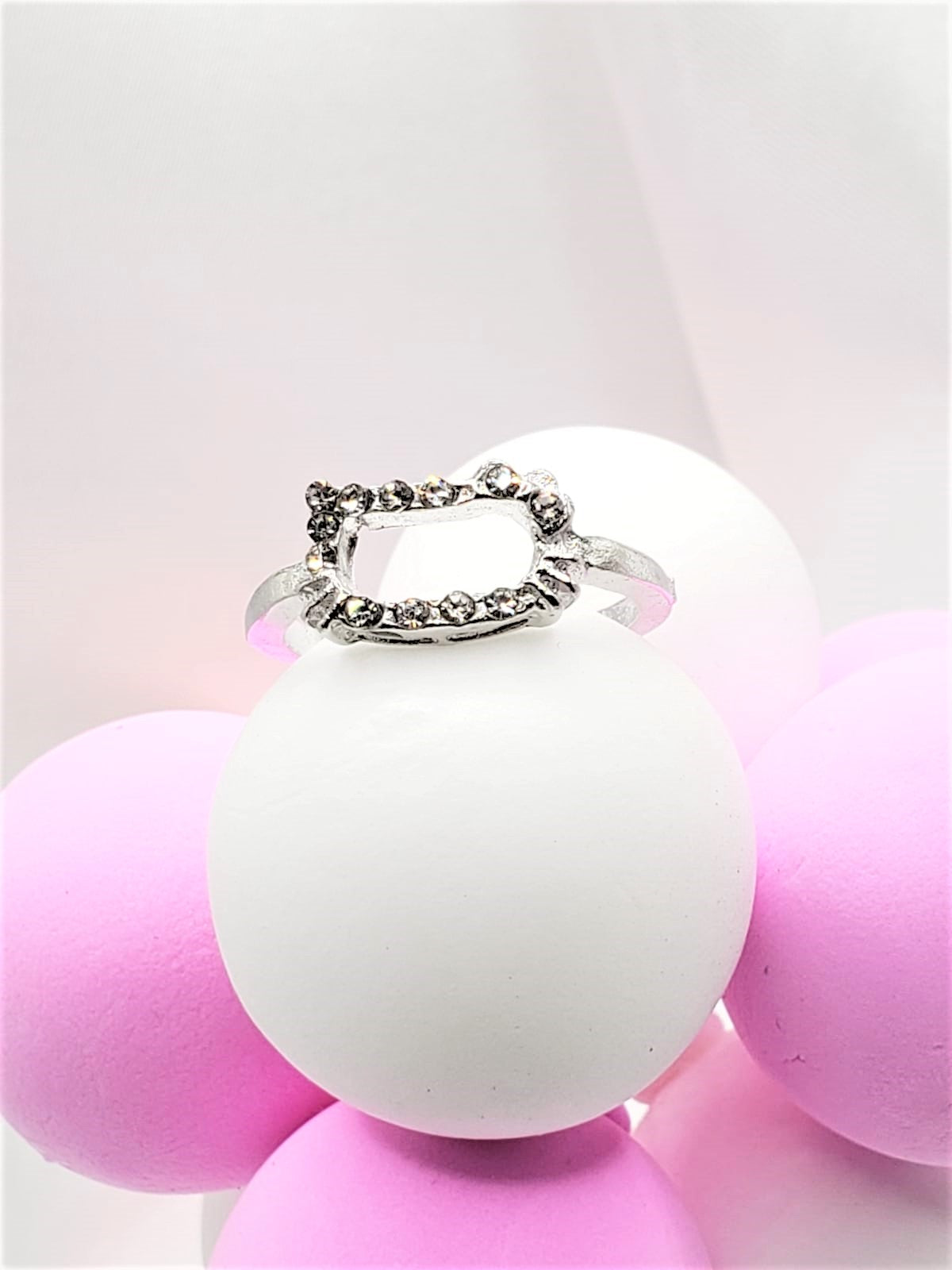 Simple Hello Kitty Ring