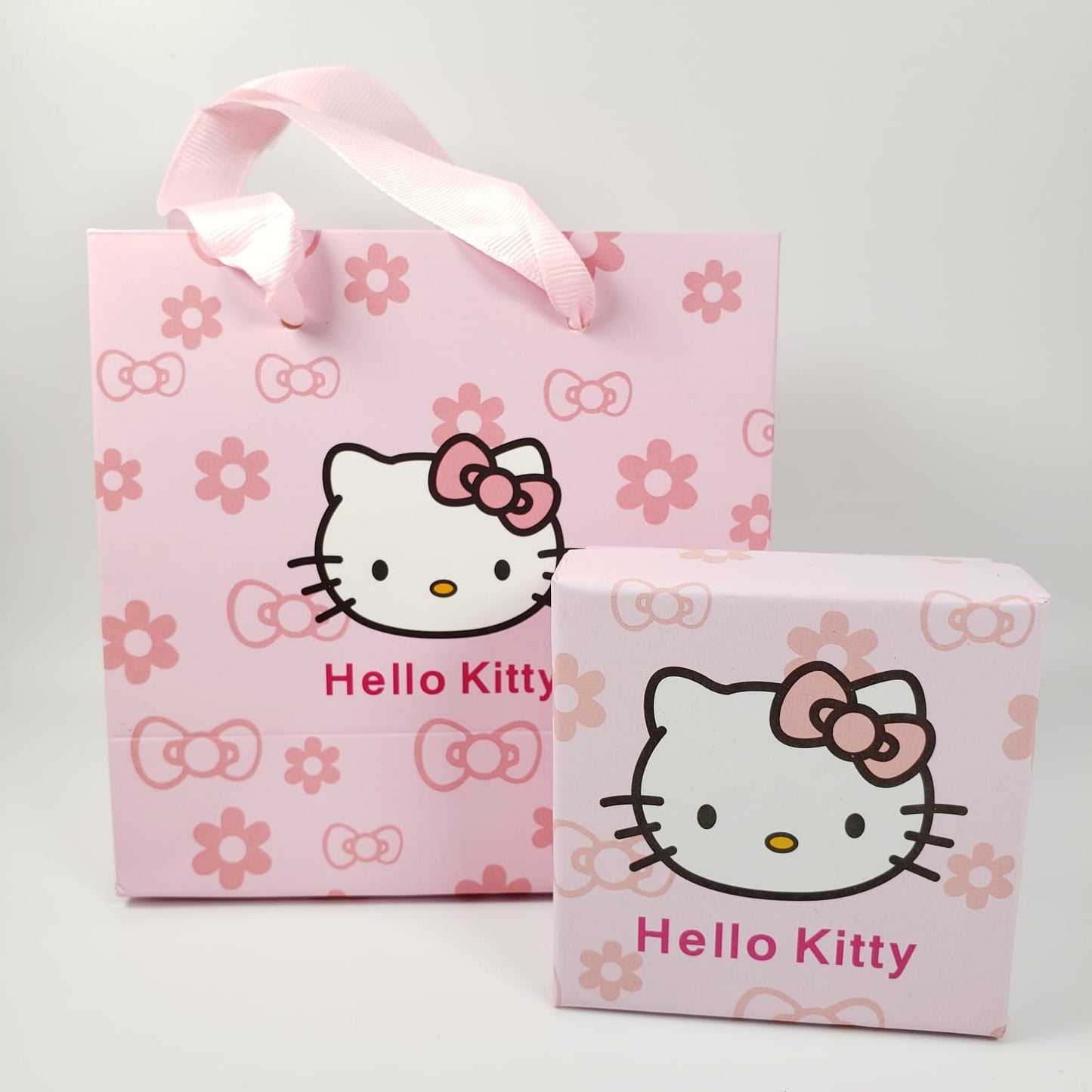 Square Hello Kitty Gift Box Set (No. 6.5)